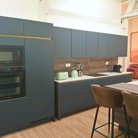 Bright Loft Near Court 2 Bedroom And Table For 10 Apartmán Carcassonne